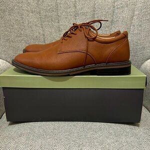 Men’s tie up Oxford shoes size 9 1/2